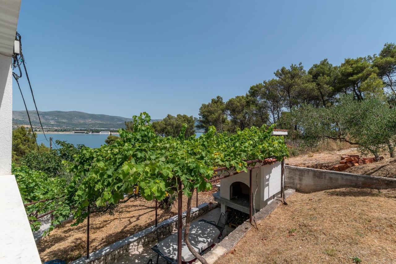 Apartments Nedjeljko Trogir Exterior photo